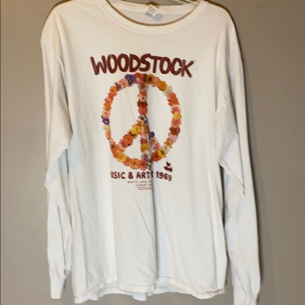 Long sleeve Woodstock tee
